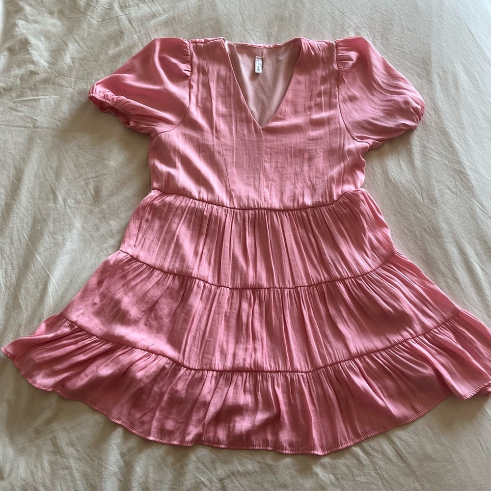 pink dress size medium, short flowy